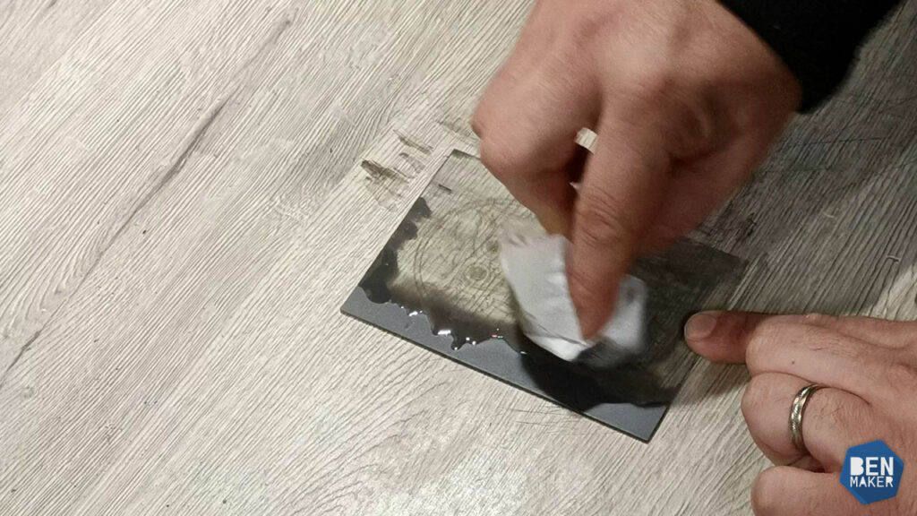 Nettoyage de la gravure sur verre